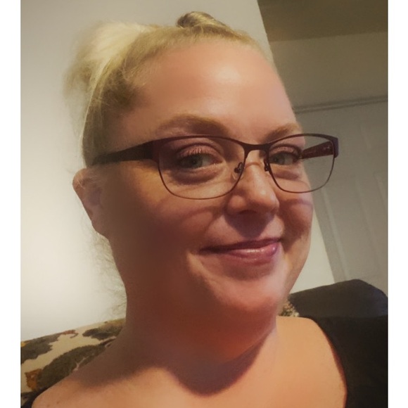 Today! 1pm eastern SHARE SHOW! See u there ❤️ - Picture 3 of 9